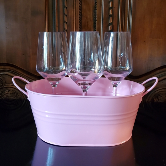 (5pc) 11oz🍷9 1/4" Clear Wine Glass & 1 Pink Metal 2 Handle Bucket - Picture 10 of 16